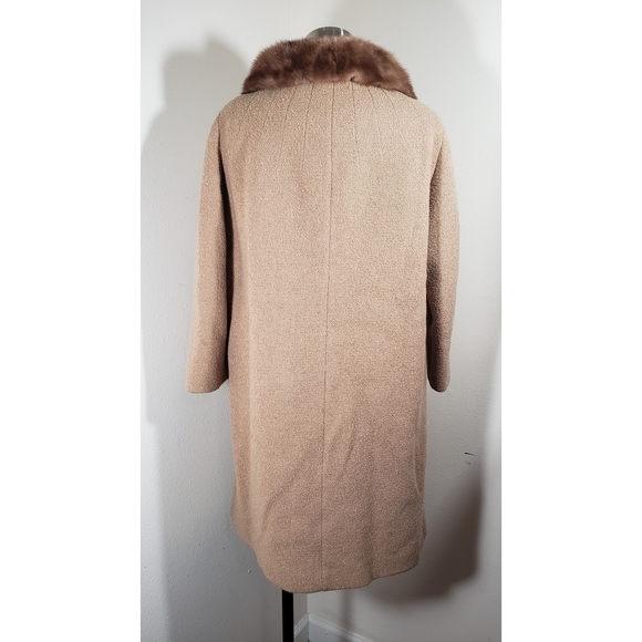 💥CLOSING SALE💥Vintage Union, Fur Collared Coat - Picture 4 of 8